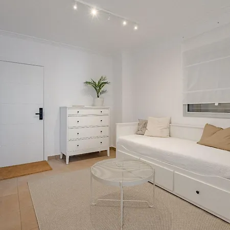 2bdr With Terrace In Appartement