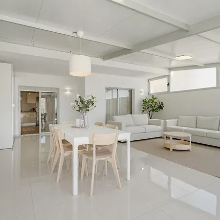 2bdr With Terrace In Appartamento *