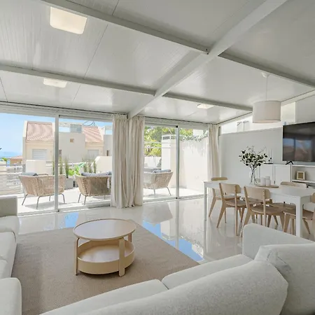 2bdr With Terrace In Appartamento